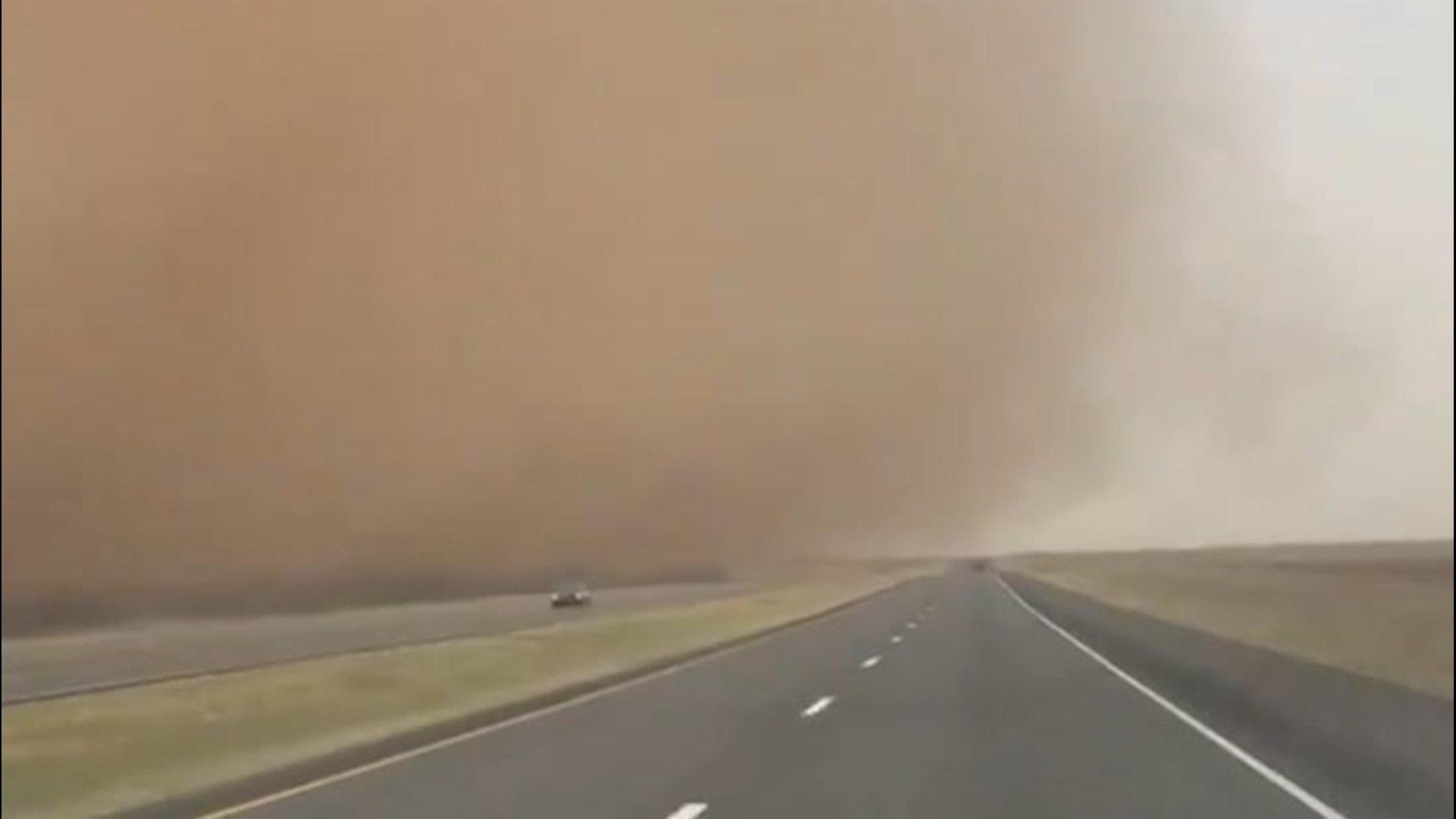 A massive cloud of dust kicked up by a nearby thunderstorm led to extremely low visibility for drivers in part of Texas on March 22.