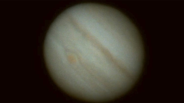 Amateur Astronomer Captures Incredible Video of Jupiter From His Backyard