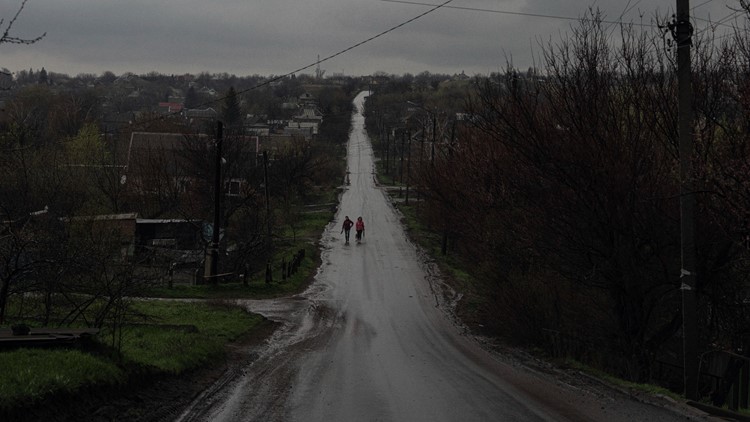 Ukraine brings back 31 children from Russia amid war