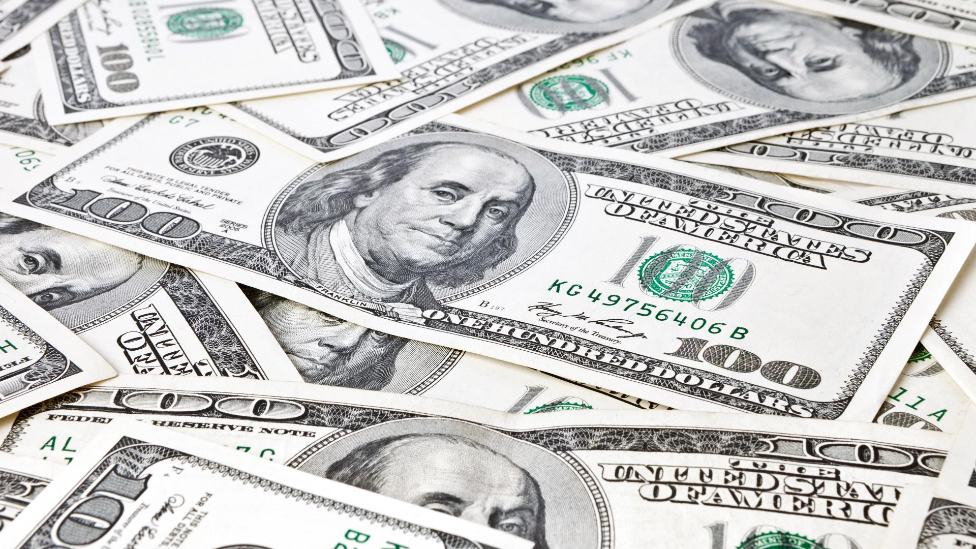US Consumer Debt Crisis 2025 | Sellers Face Shrinking Purchasing Power & Payment Risk