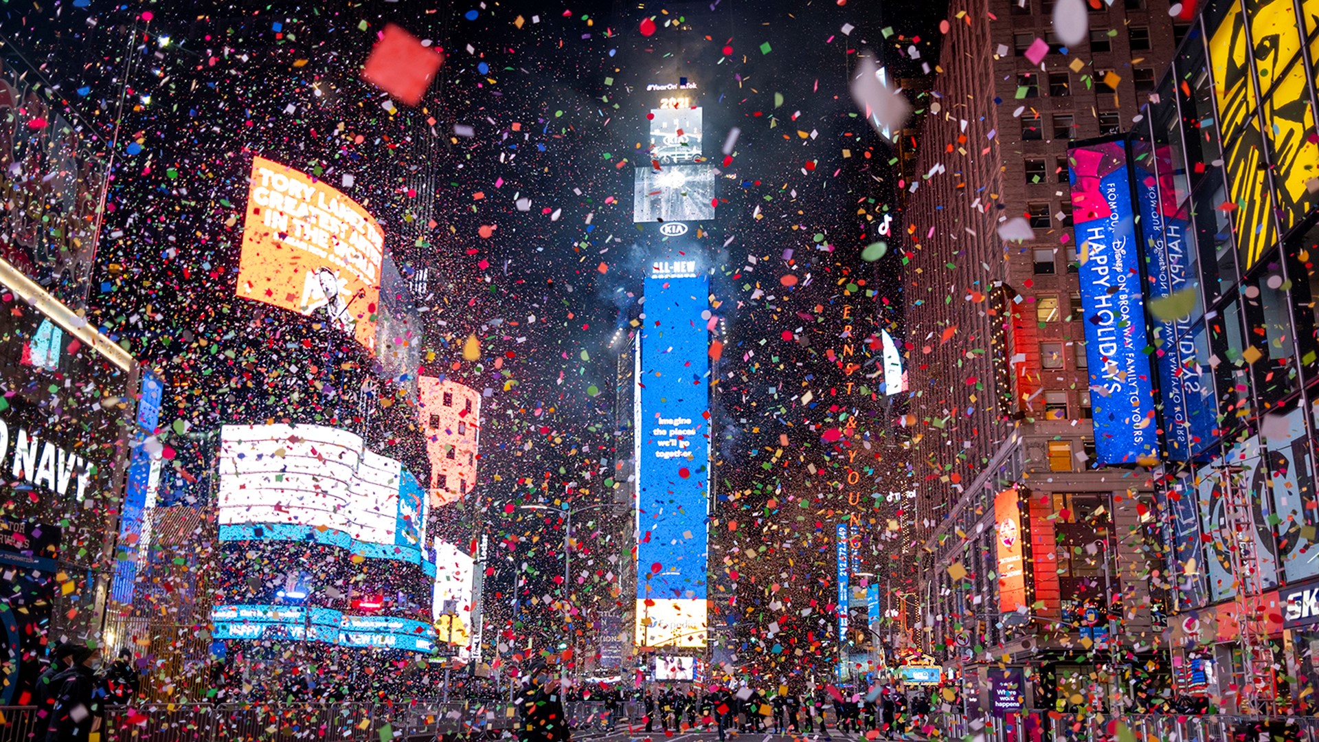 New Year's Eve 2021 in New York City's Times Square | myfoxzone.com