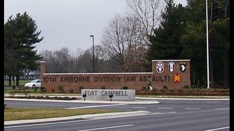 2 soldiers killed in Apache helicopter crash at Fort Campbell, KY 2 soldiers killed in Apache helicopter crash at Fort Campbell, KY