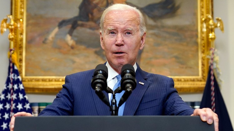 President Biden pushes lawmakers for more police accountability