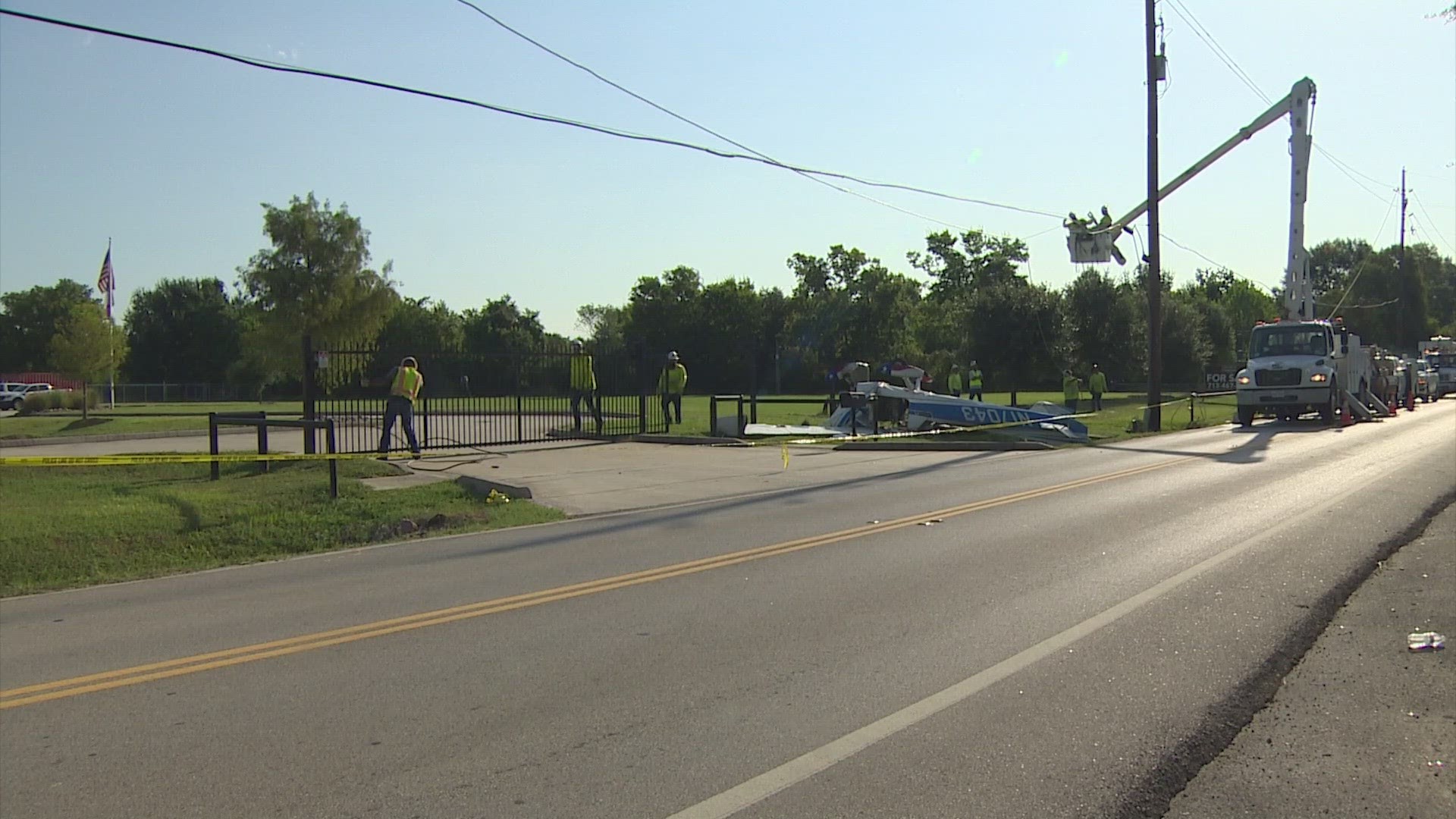 Multiple agencies are investigating a small plane crash that left a pilot dead in west Harris County.