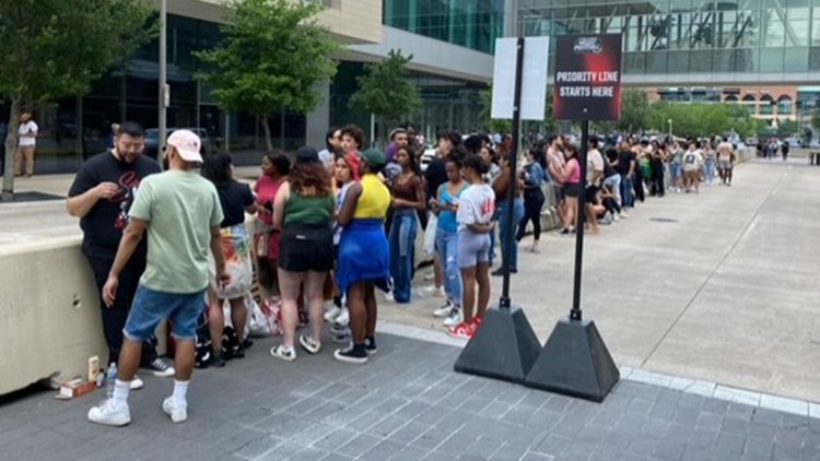 Men's Final Four in Houston updates: Fans getting ready for Megan Thee Stallion show