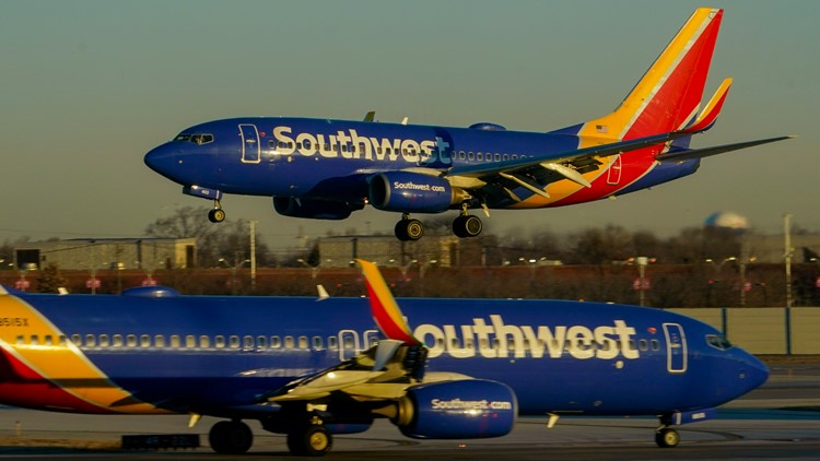 Southwest Airlines strikes new deals with flight attendants, mechanics unions