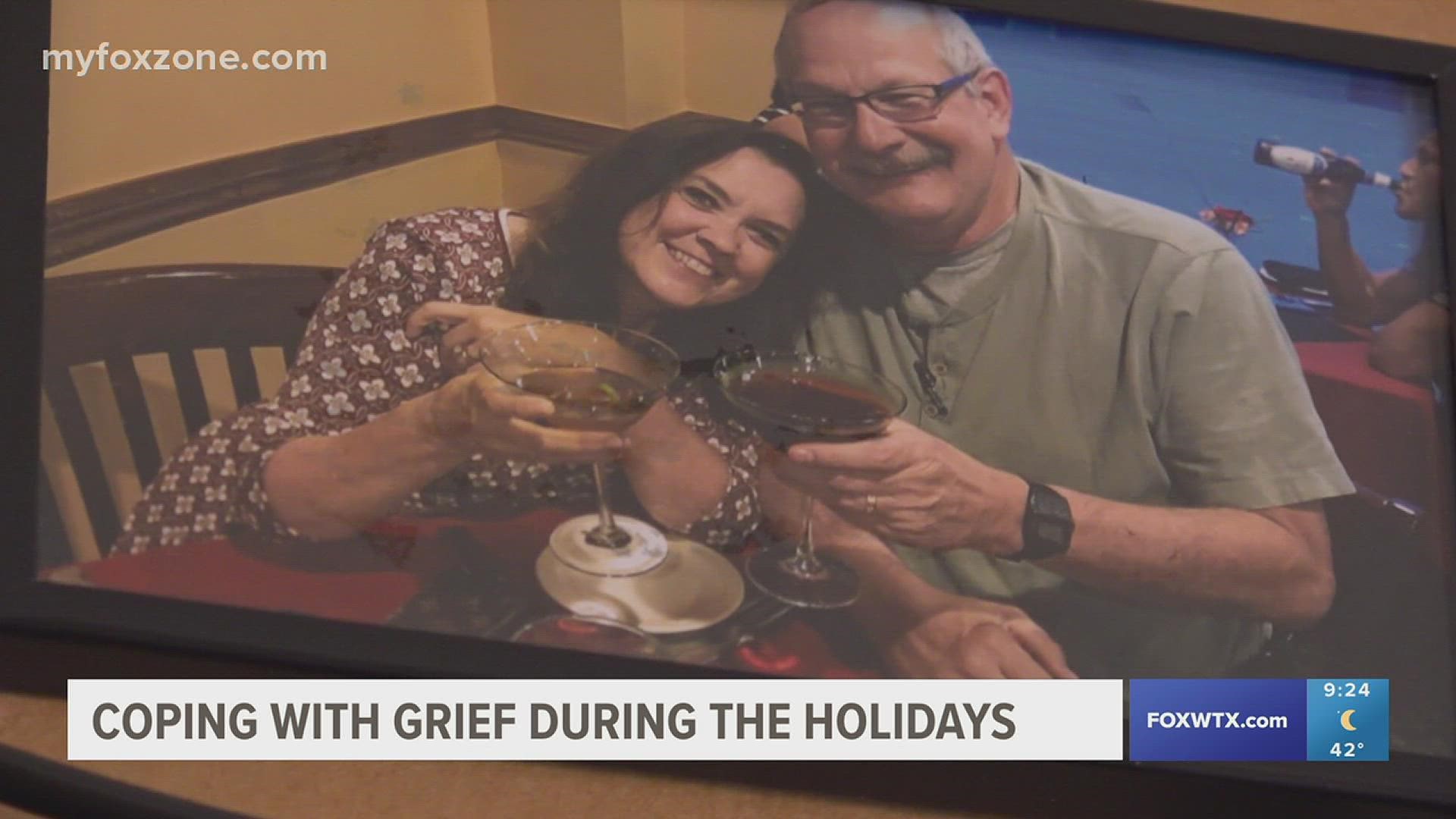The holidays are normally filled with love and time spend with your family. But it can be exceptionally difficult to celebrate with the loss of a loved one.