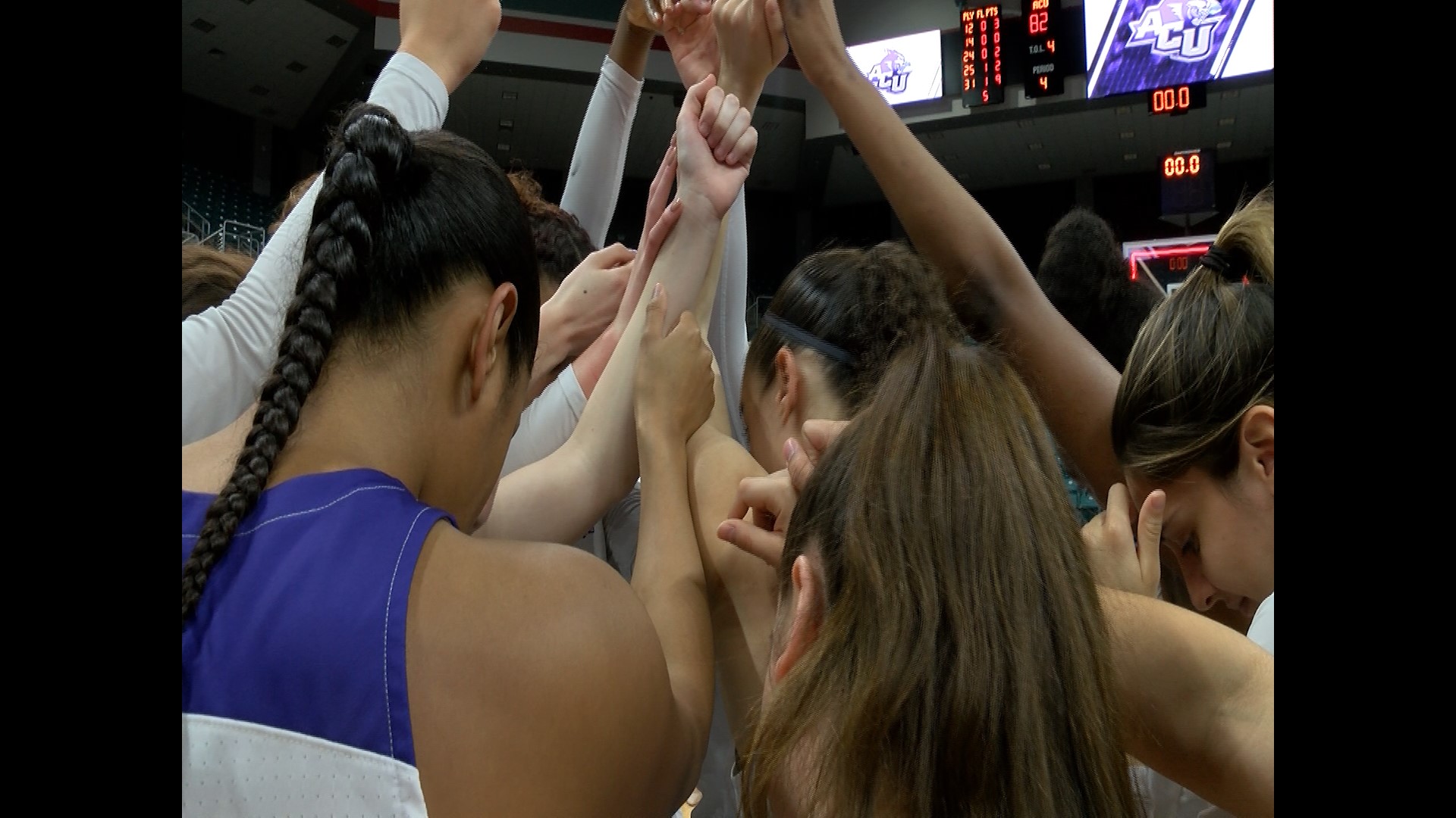 ACU breaks Southland Conference Tournament records for threes made (16) and threes attempted (35) in a 82-54 win over Central Arkansas. The Wildcats will make their first appearance in the Southland Conference Semifinals in program history. They will face Lamar at 1:00 pm.