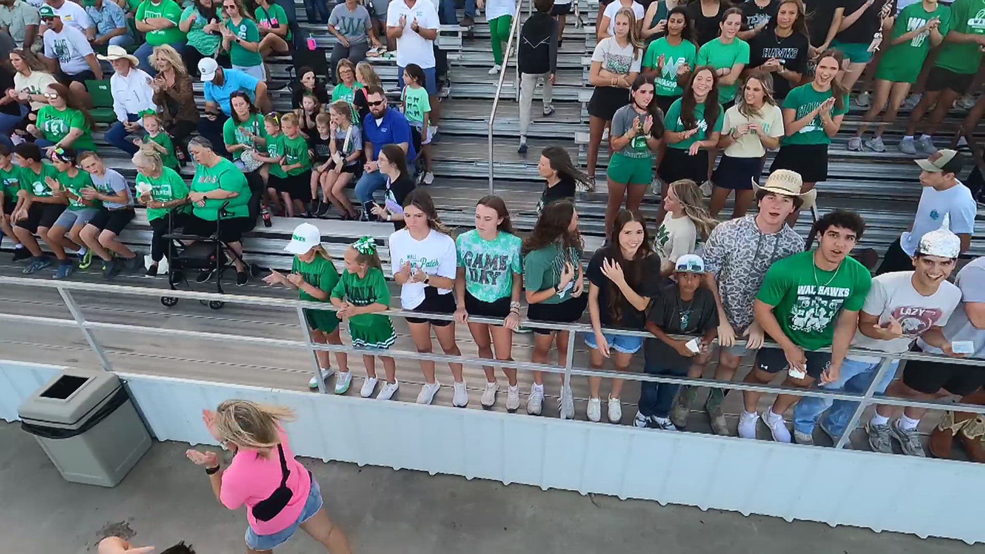 The best bands and fans from week four of FOX Football Live.