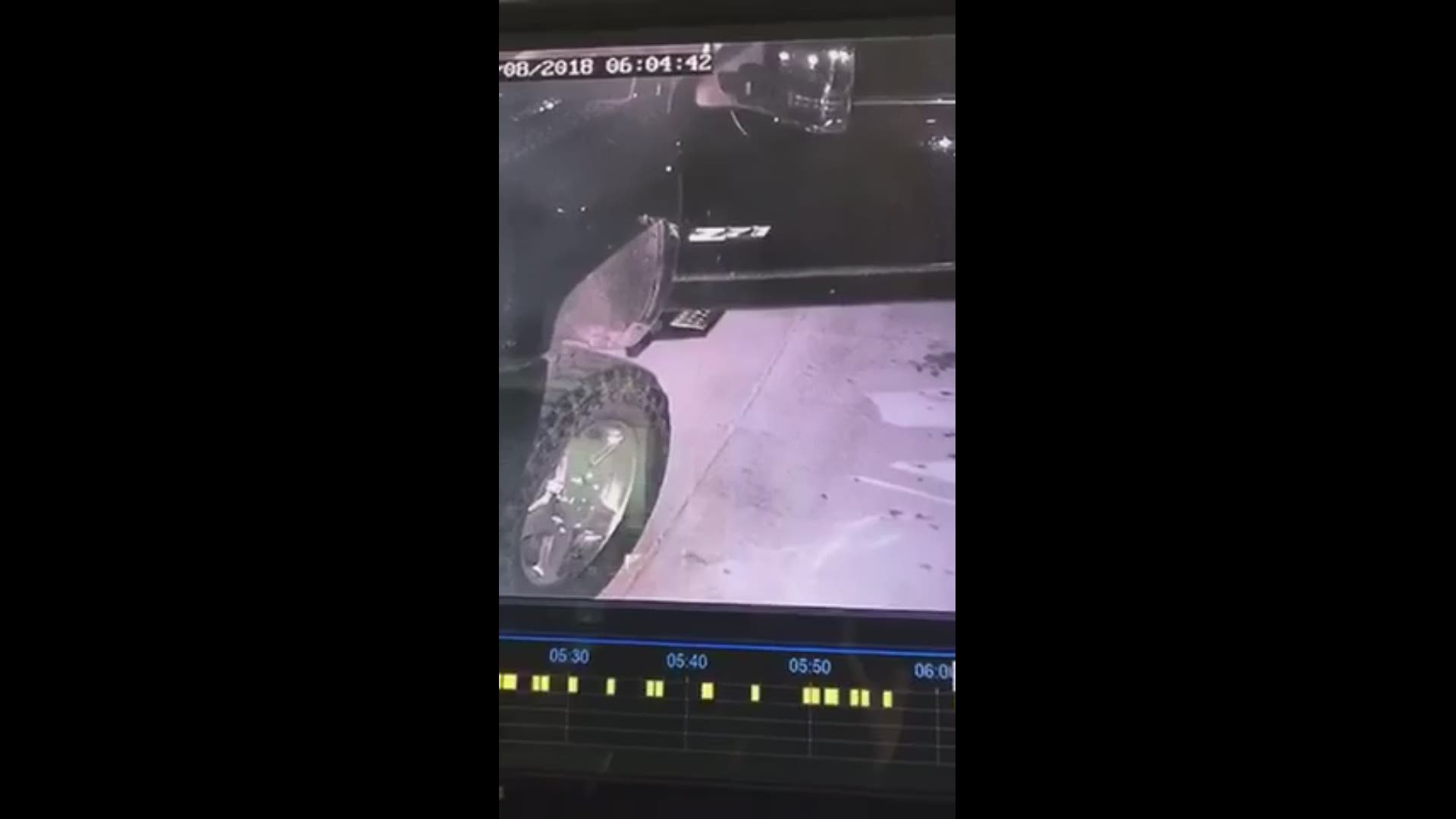 Video of two suspects robbing a car near Paul Ann.