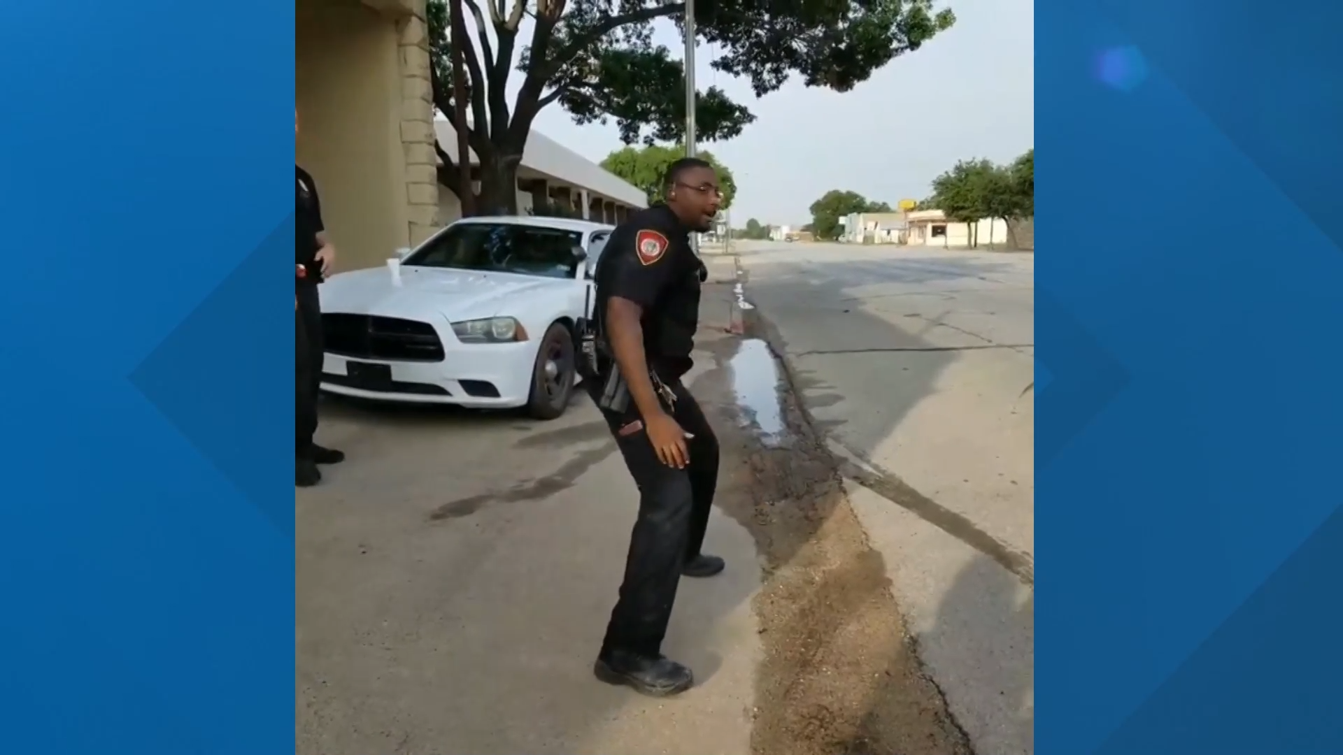 Ballinger police officer grabs attention for good cause