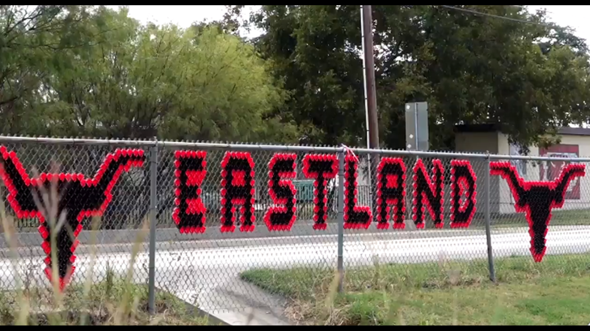 Eastland football member goes viral pumping up the Mavericks
