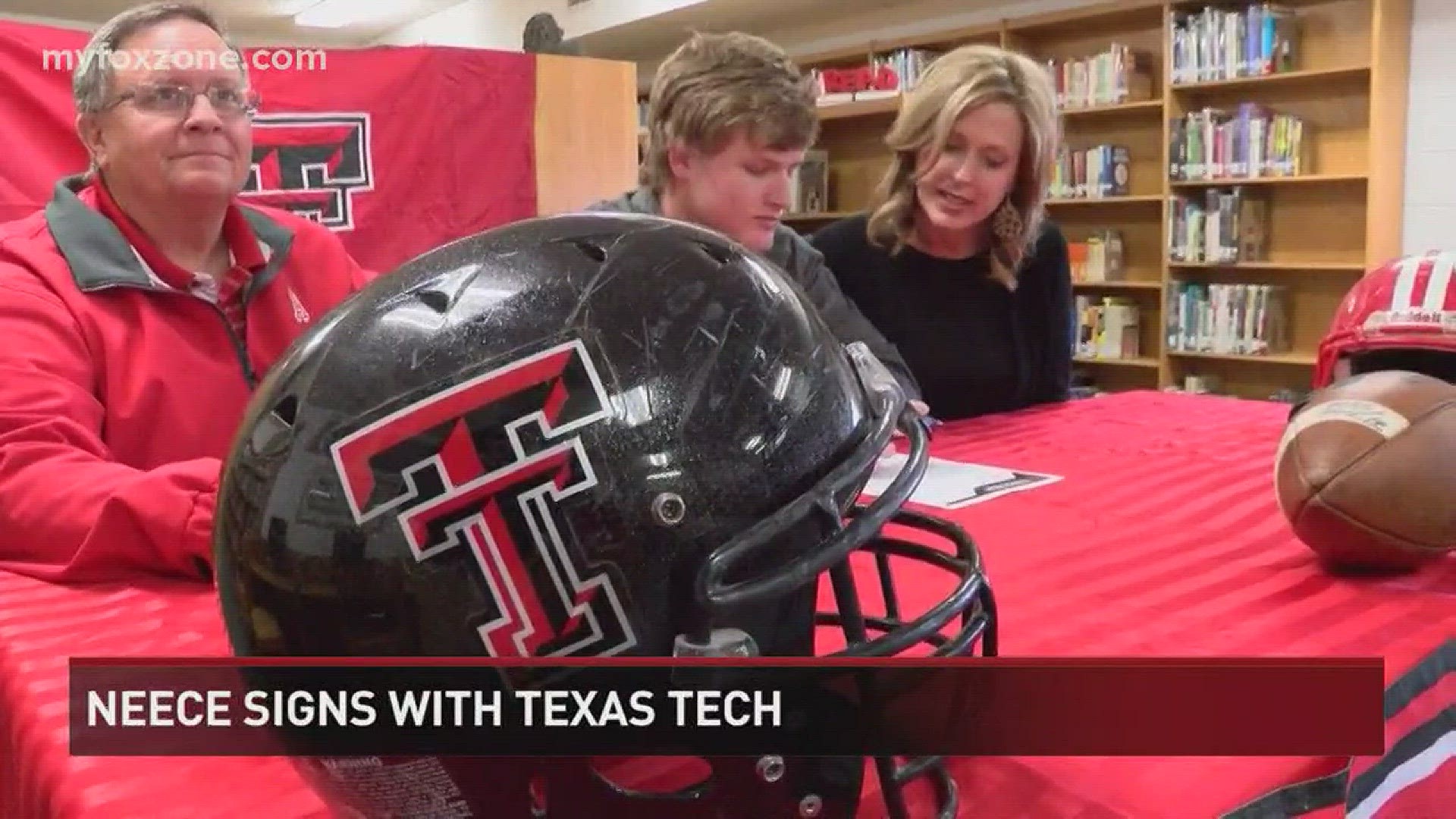 Albany Lion receiver Dax Neece officially signed with Texas Tech yesterday. He will be a preferred walk on as a receiver.