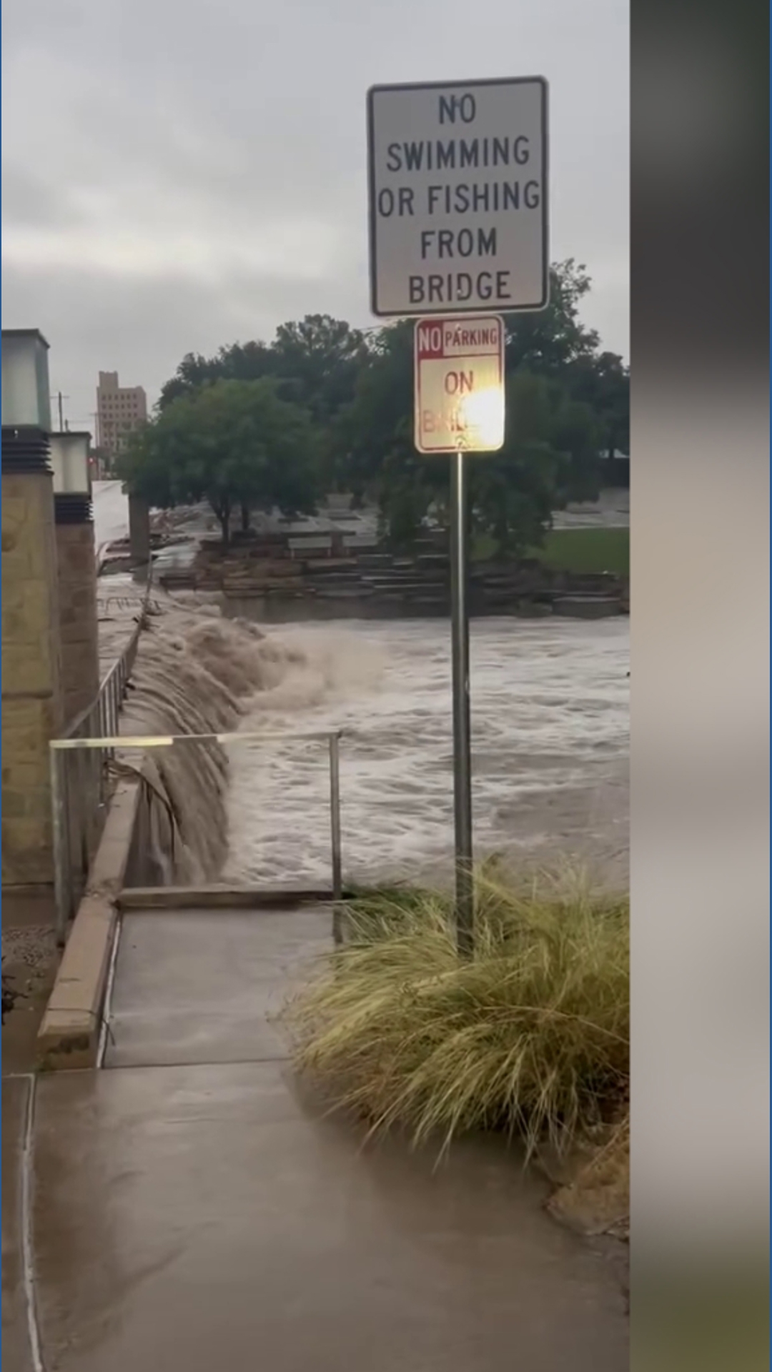 Severe flooding leaves 400 AEP Texas customers without power ...
