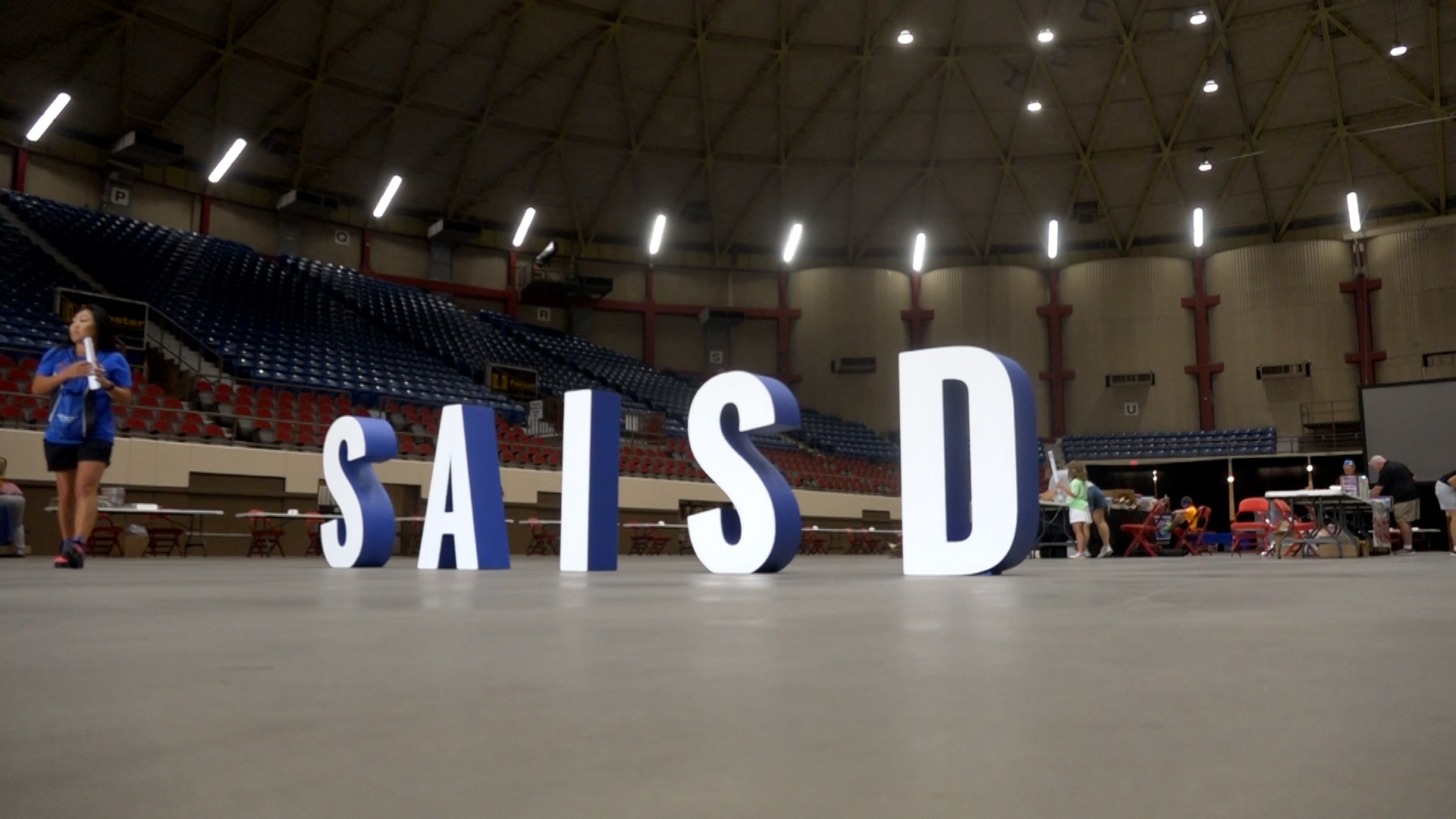 Hundreds of San Angelo families came out for SAISD's San Angelo READS! event on Friday, which aims to put words and knowledge in front of as many kids as possible.