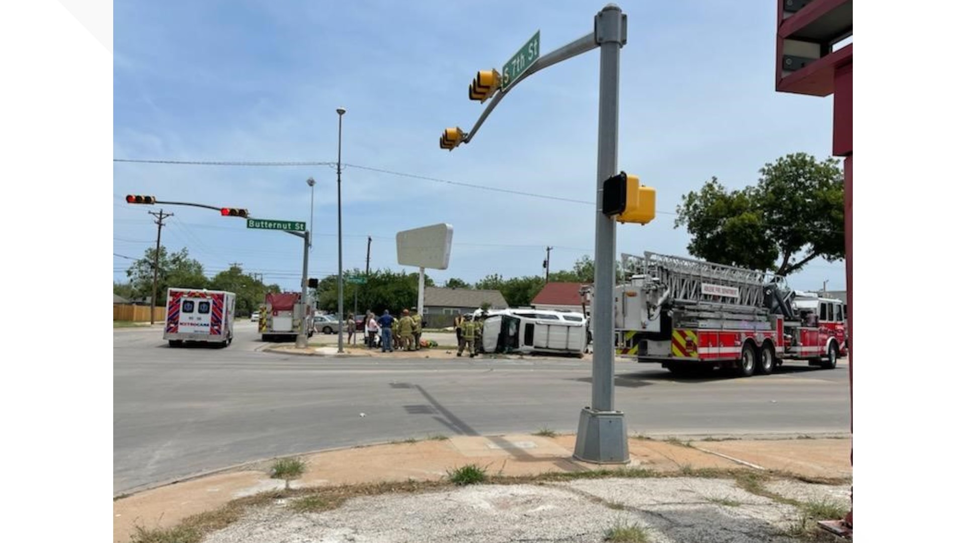 One person taken to hospital after three-vehicle crash in Abilene ...