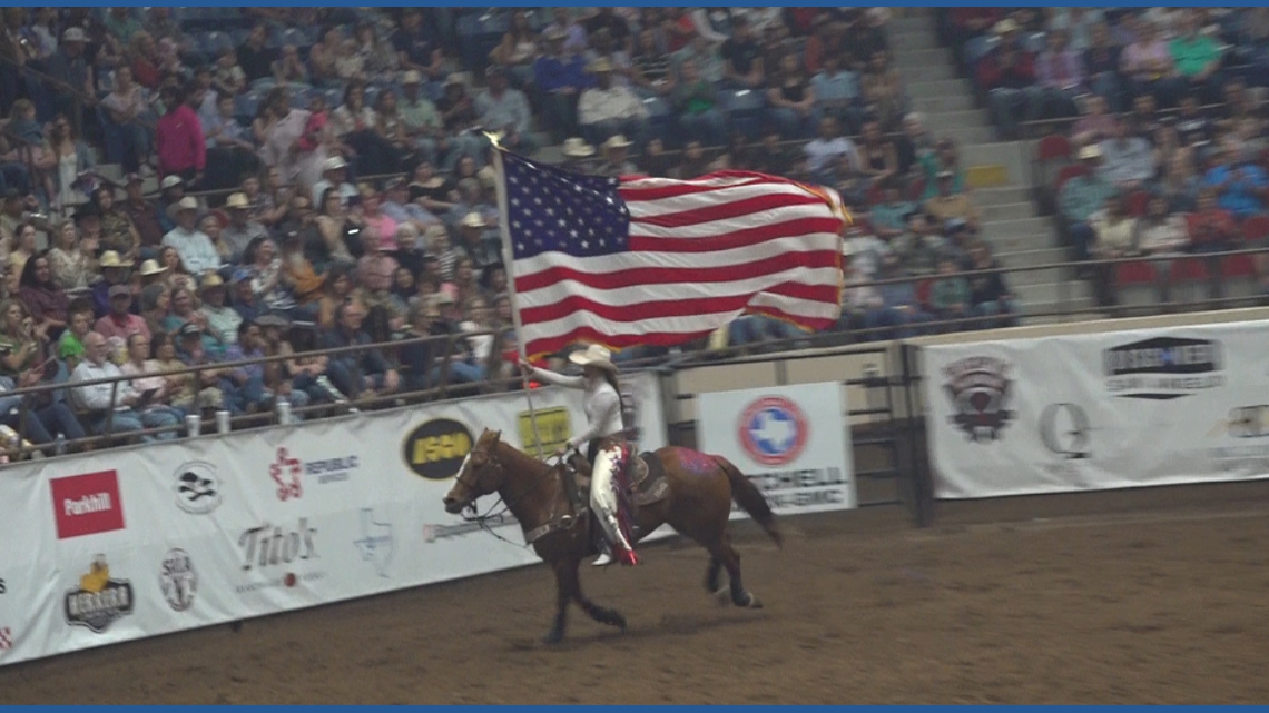 Rodeo San Angelo Menghormati Militer untuk Amerika 250