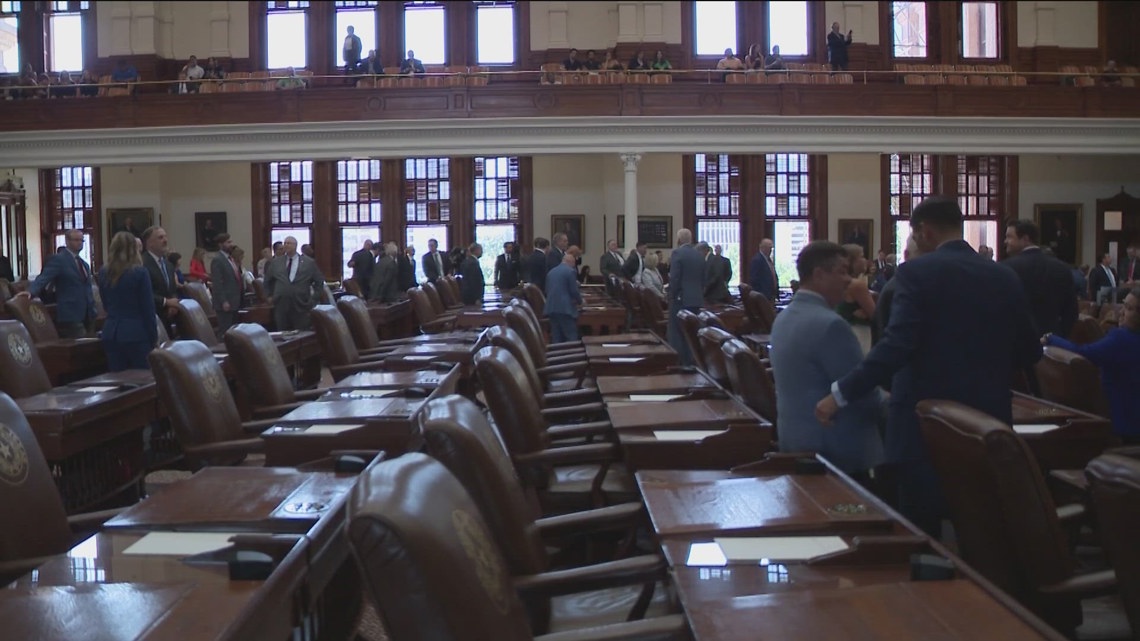 Texas House Democrats return after breaking quorum for second special ...