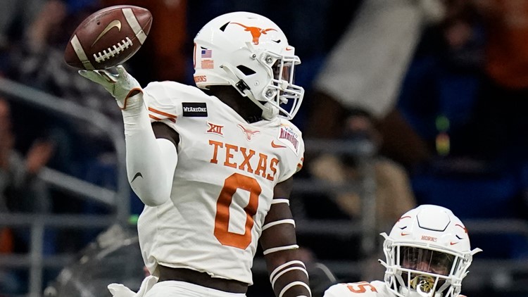 Longhorns linebacker DeMarvion Overshown selected by Dallas Cowboys in 3rd round of 2023 NFL Draft