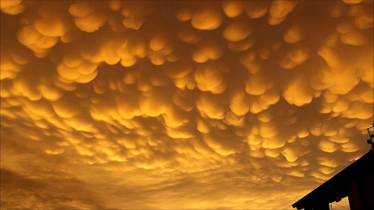 Mammatus clouds over Central Texas as severe threat comes to an end