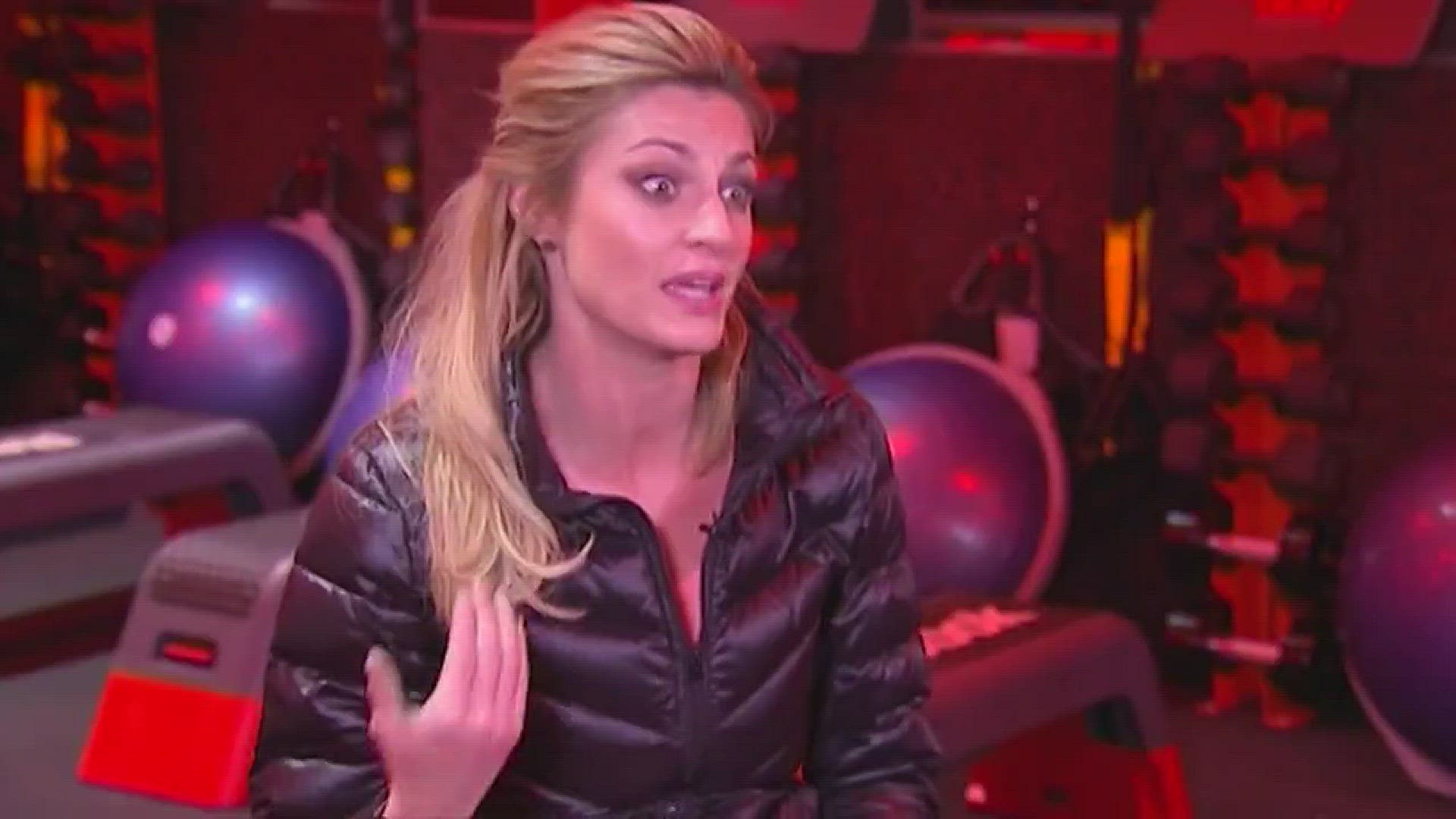 Erin Andrews reveals she had surgery for cervical cancer