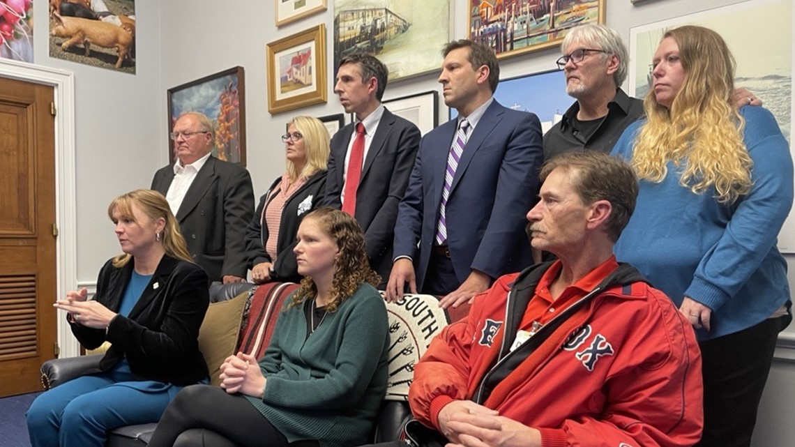 Families of Lewiston shooting victims visit Washington D.C. - Vimarsana News
