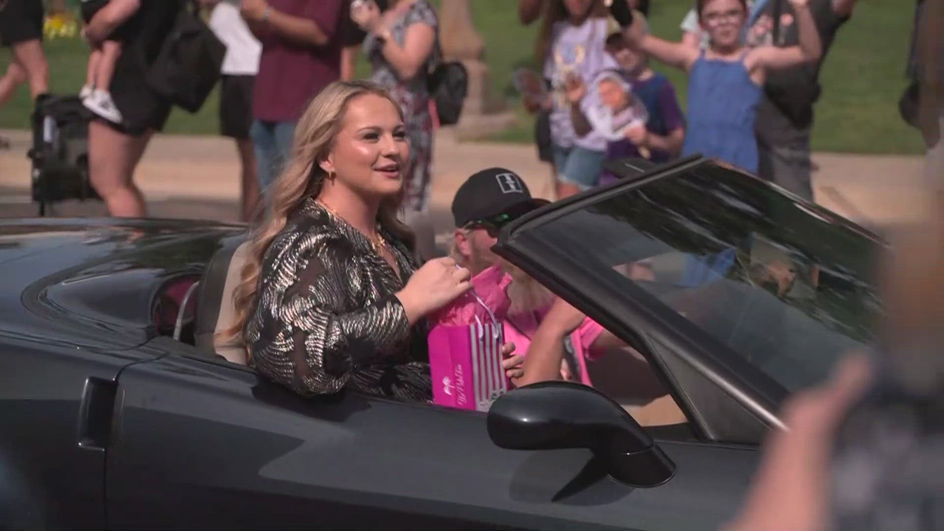 Nix will compete to win it all in the American Idol finale on Sunday on WFAA.