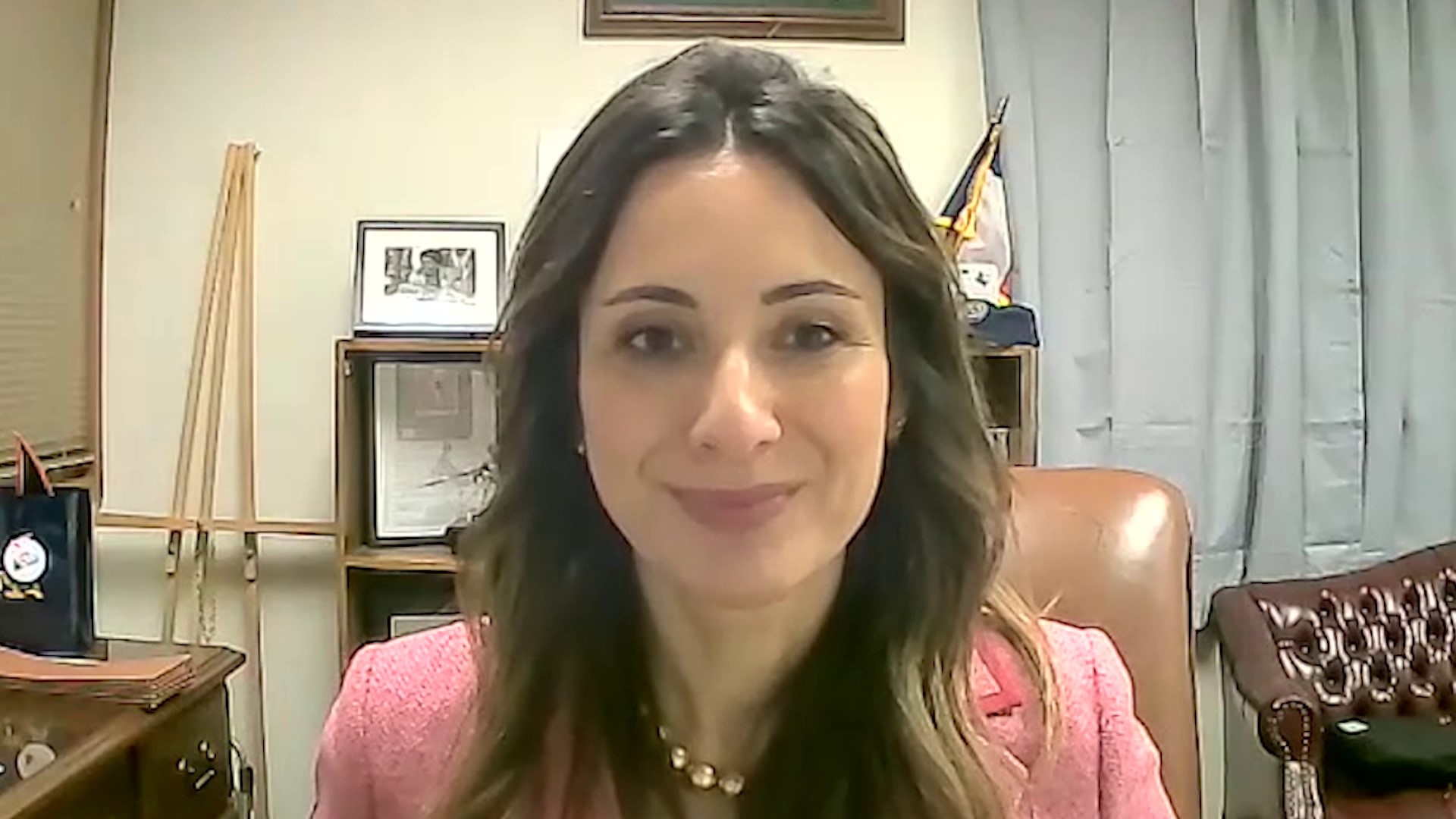The Austin Democrat says her bill, HB 31, would base funding on total enrollment, not attendance, and would help all students.