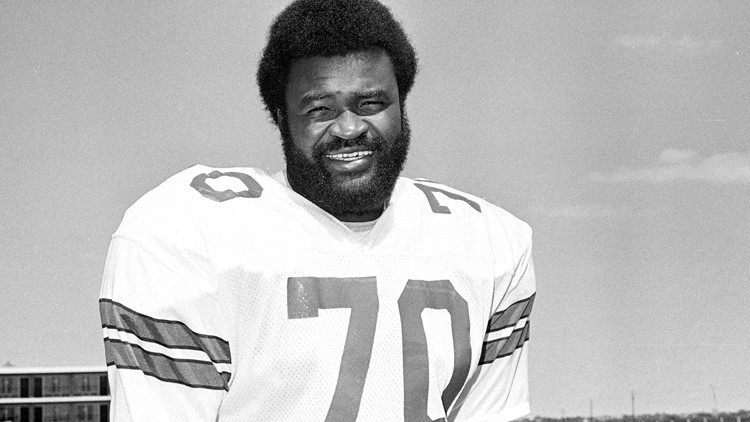 Former Dallas Cowboys offensive tackle, Fort Valley State University graduate Rayfield Wright dies