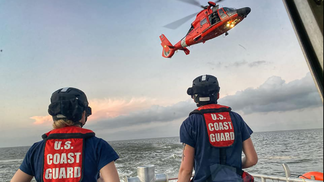 Coast Guard chopper faced dangerous conditions in attempted rescue - Vimarsana News