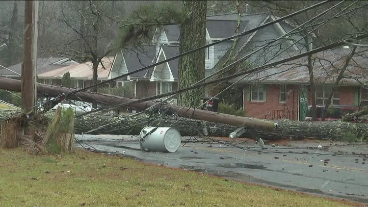 Most power restored after thousands left in the dark as high wind, snow blew through metro Atlanta